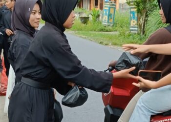 PSHT Sub Rayon Kalilanang Kediri Bagikan Takjil dan Gelar Buka Bersama