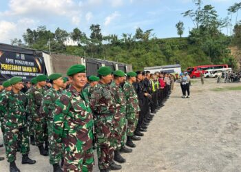 Personel Gabungan Amankan Pengesahan 1.400 Warga Baru PSHT di Kediri
